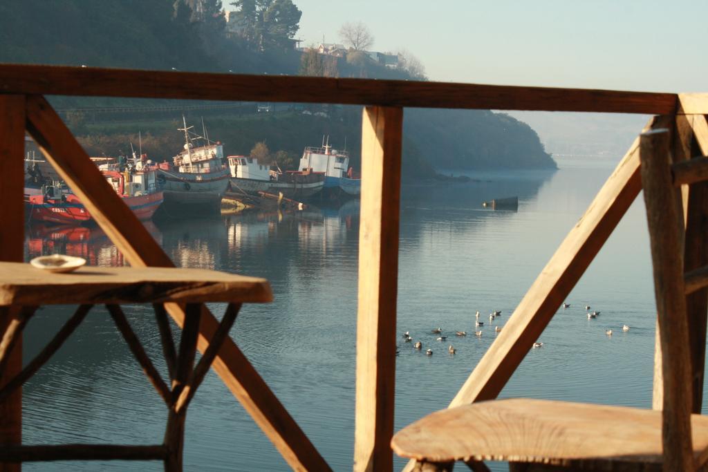 Palafito Hostel Chiloe كاسترو الغرفة الصورة